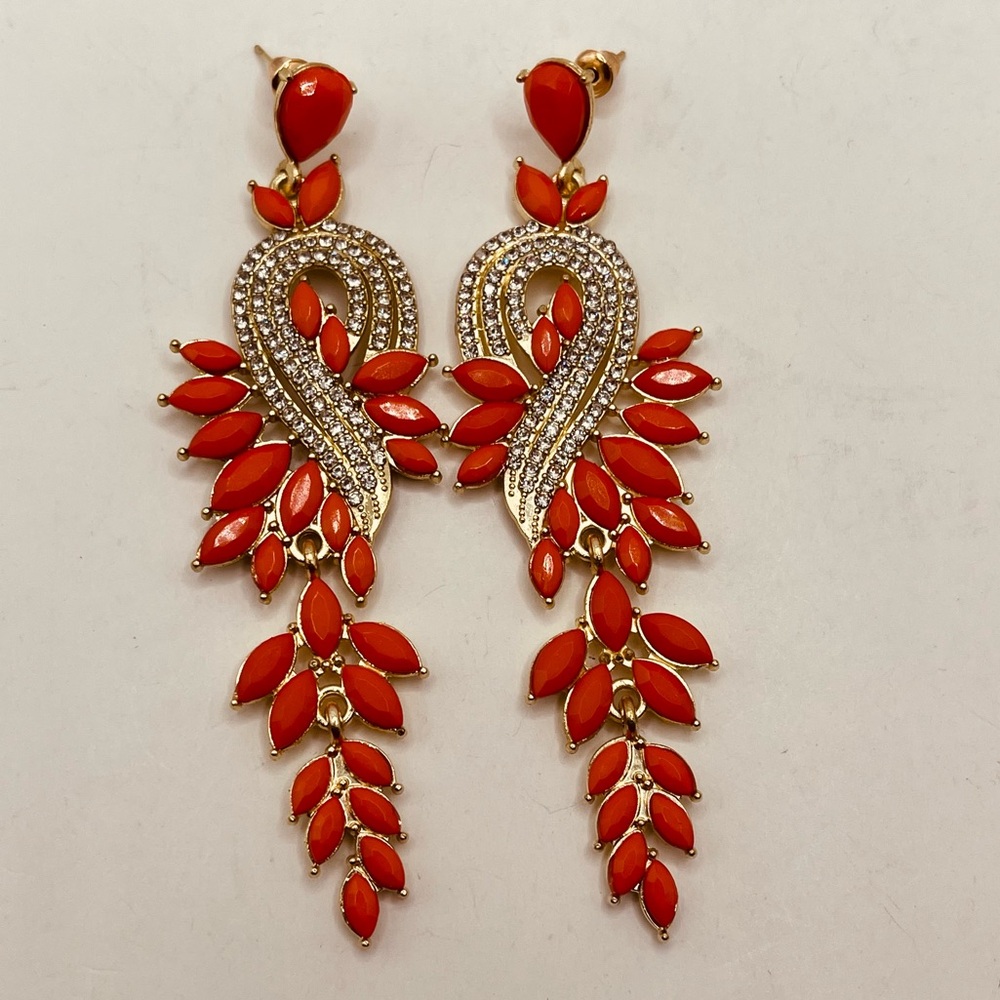 Earrings for women imitation diamond design